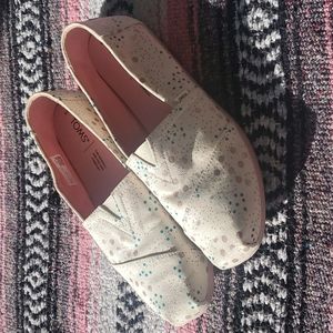Tom's Slip-on Womens Shoes Size 9